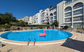 Residence Avec Piscine Face Au Port 200M Plage
